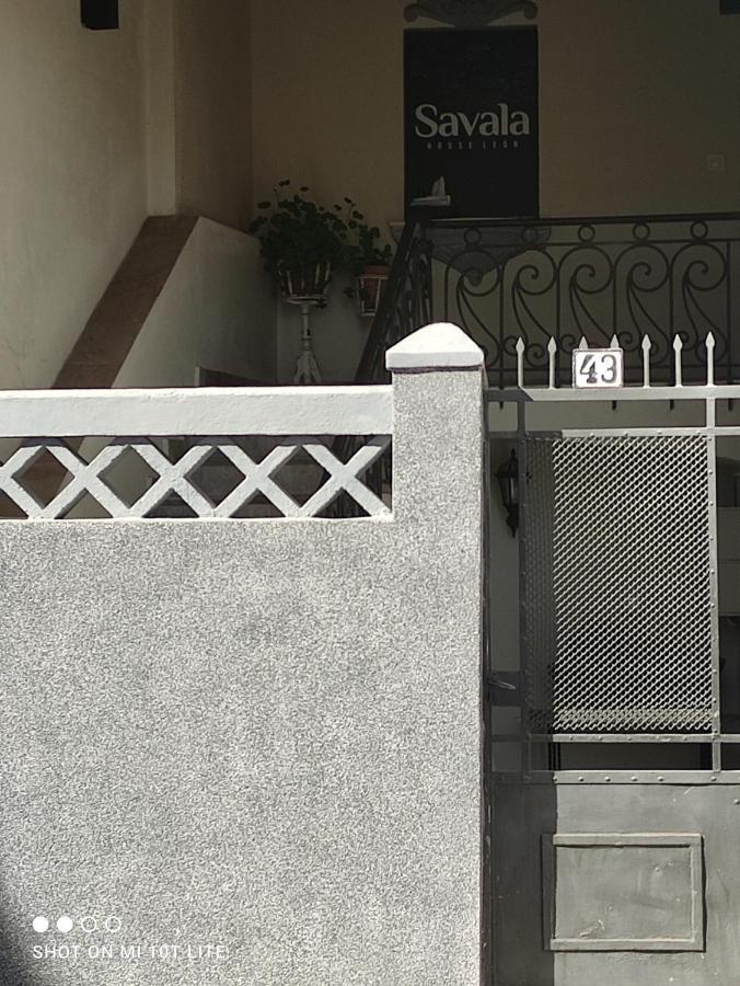 Savala House Leon Villa Dış mekan fotoğraf